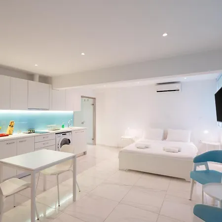 Cute And Convenient Studio In Athens Center-2